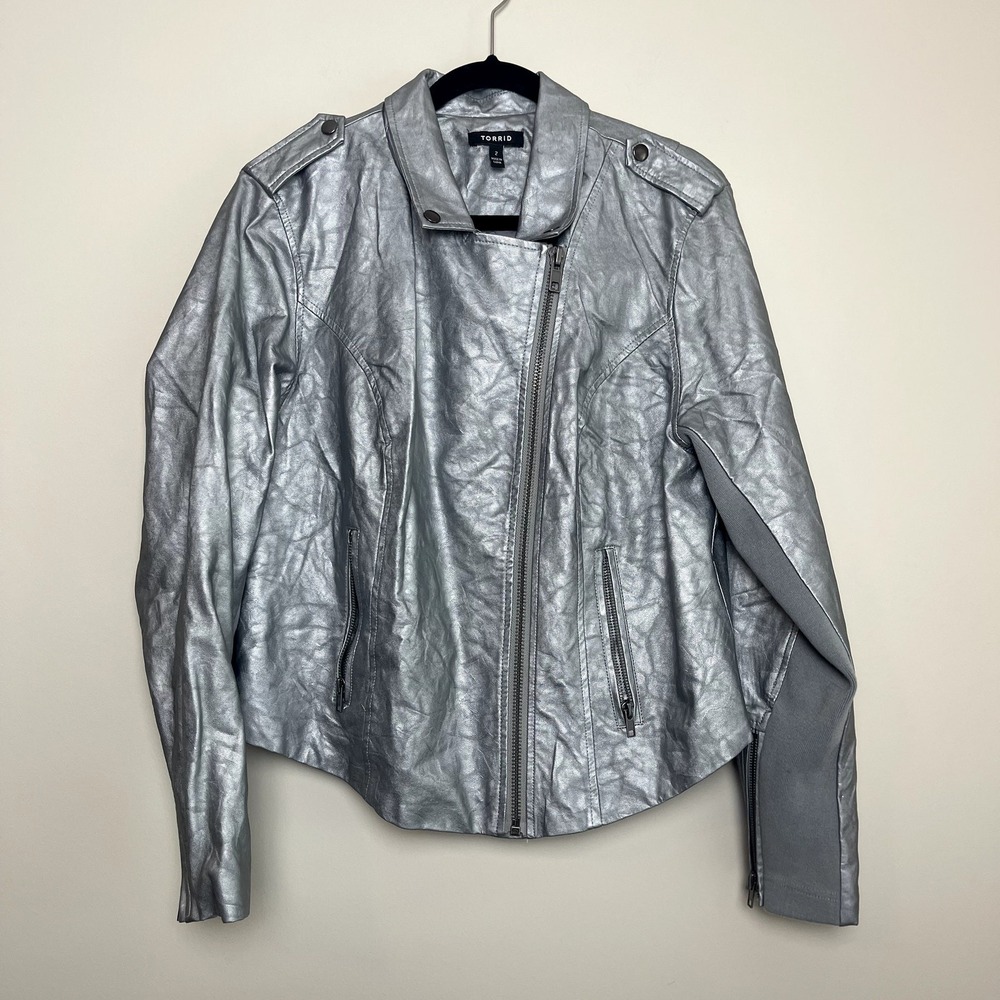 Torrid Silver Metallic zipper Faux Leather Collared Blazer Jacket Women's Sz 2X